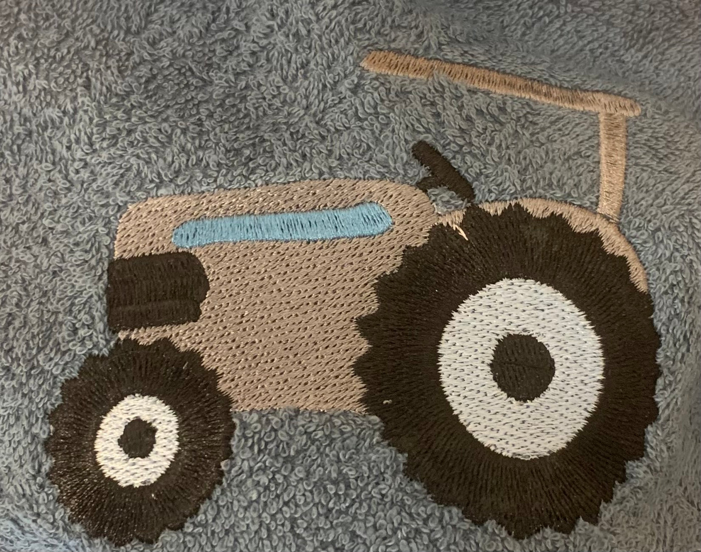 Badeslag Blå Med Traktor 75×75 Cm